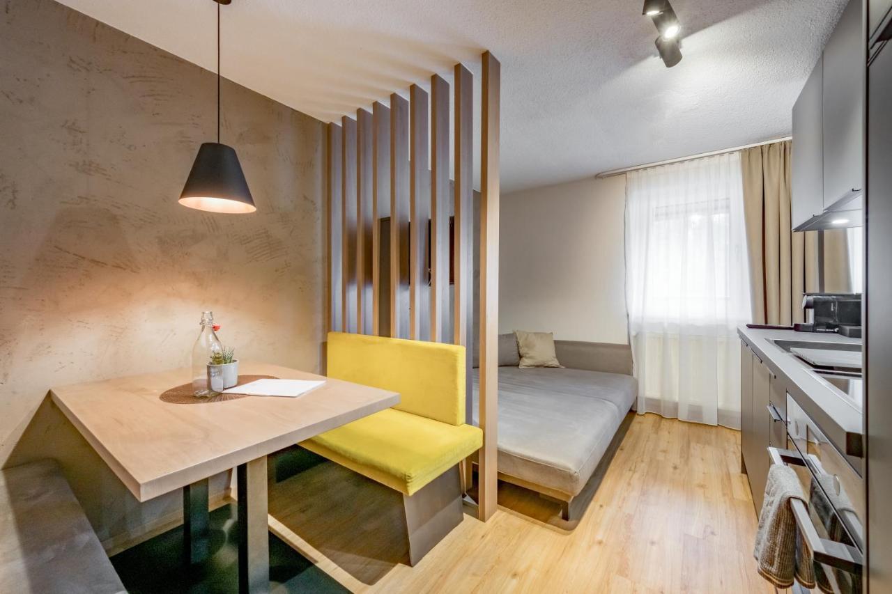 Appartements Perberschlager Oetz Bagian luar foto