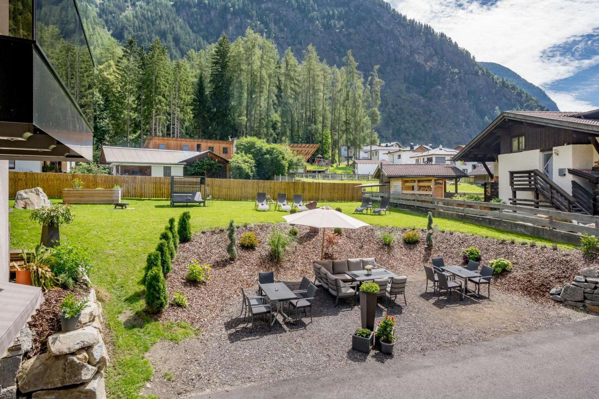 Appartements Perberschlager Oetz Bagian luar foto